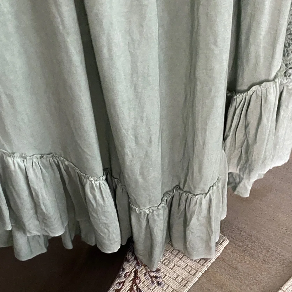 POL Sage Lace Accent Dress - Picture 6 of 6